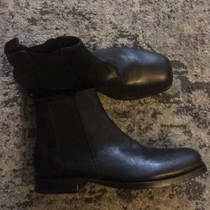 Pawelks Mens Size 12 Italian Leather slip on boots